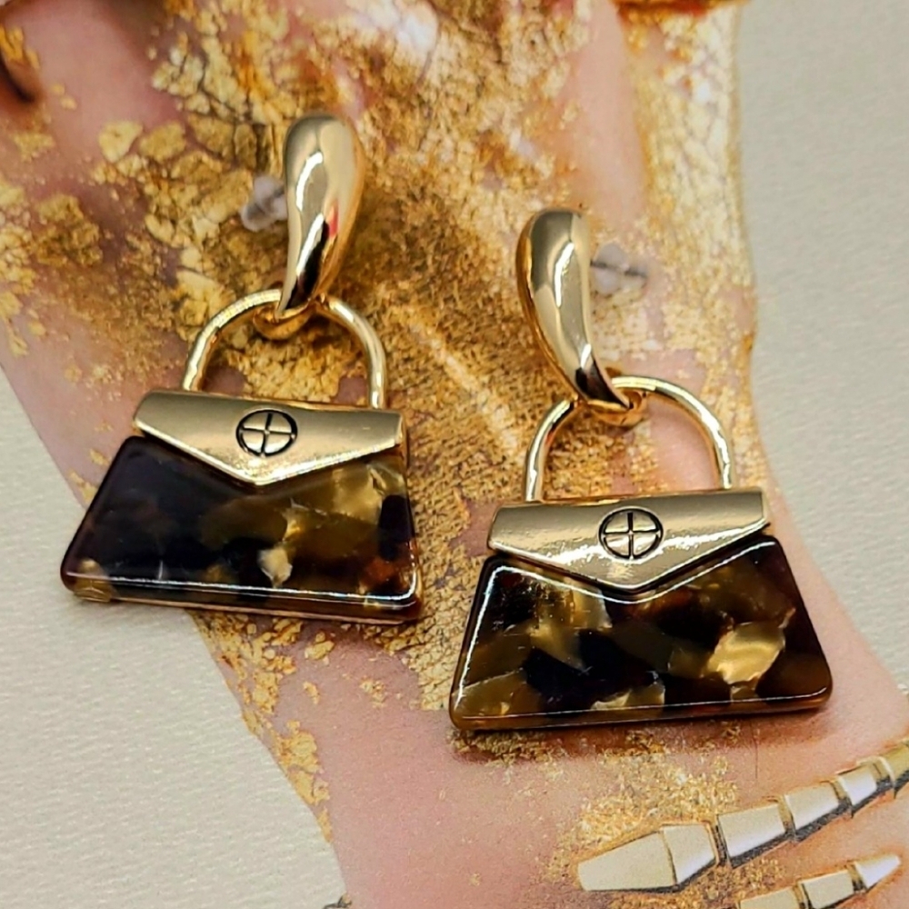 NWT Tortoise Shell Doorknocker Style Luxury Gold Dangle Earrings
